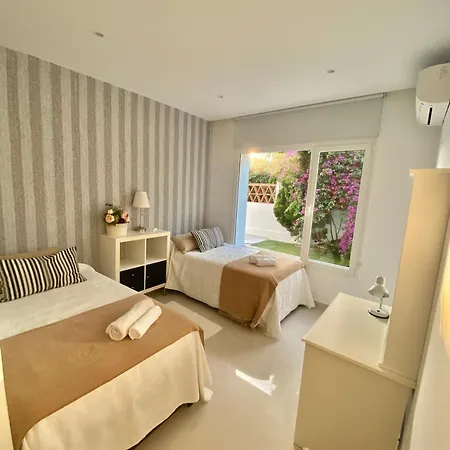 Holiday home Beachfront House *