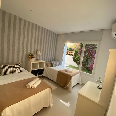 Beachfront House * Marbella