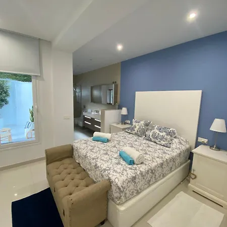Beachfront House * Marbella