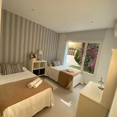 Beachfront House * Marbella
